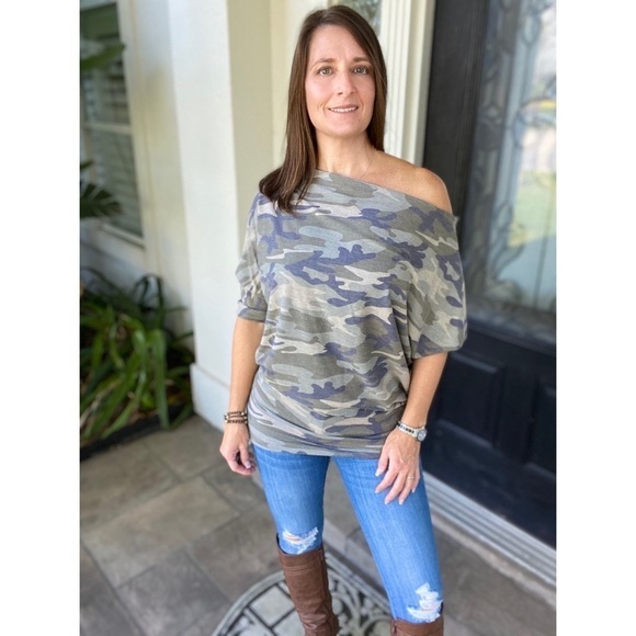 Off Cold Shoulder Camouflage Dolman Green 4420 - Picture 5 of 8